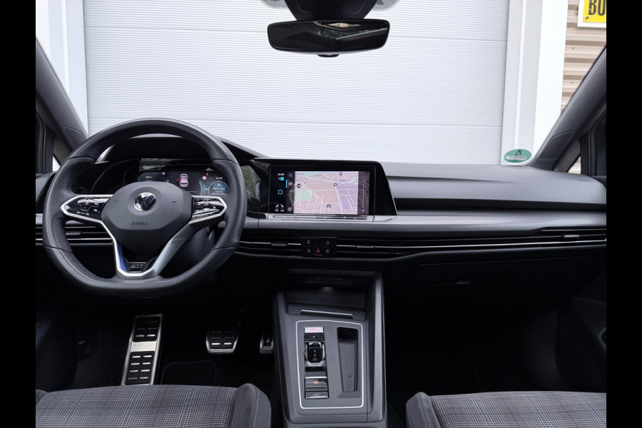 Volkswagen Golf 1.4 eHybrid GTE Pano/HuD/Sfeer