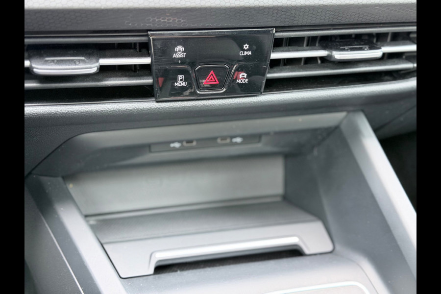 Volkswagen Golf 1.4 eHybrid GTE Pano/HuD/Sfeer