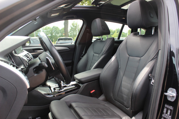 BMW X4 xDrive20i High Exe. M Sport / Panoramadak / 360Camera / Leder / 20'' / Harman Kardon / Navigatie / Dodehoek / DAB / Stoelverwarming / ACC