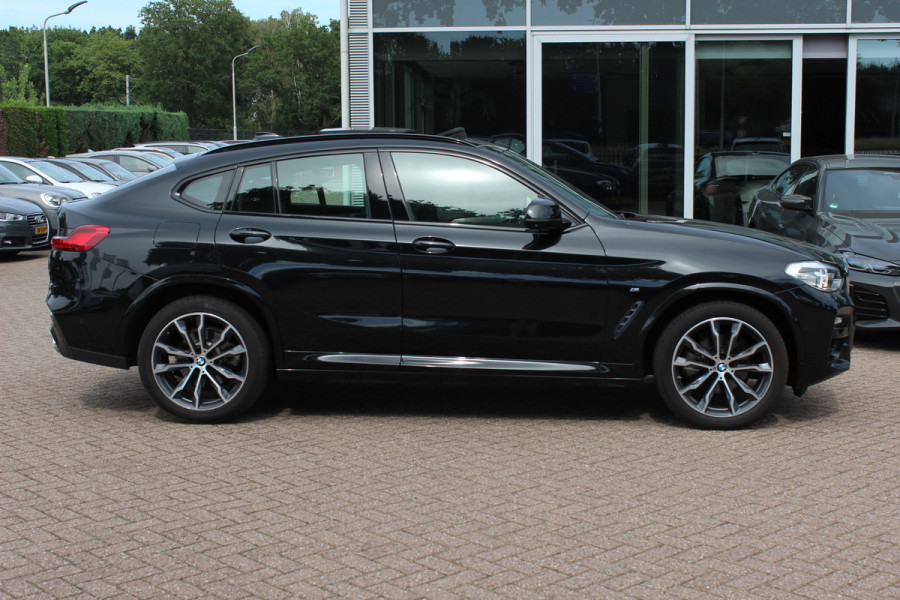 BMW X4 xDrive20i High Exe. M Sport / Panoramadak / 360Camera / Leder / 20'' / Harman Kardon / Navigatie / Dodehoek / DAB / Stoelverwarming / ACC
