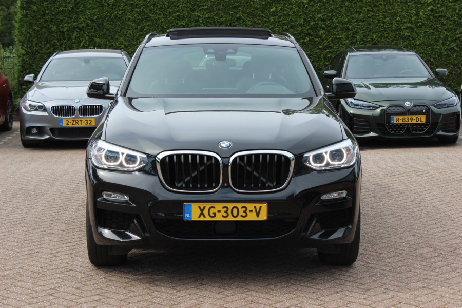 BMW X4 xDrive20i High Exe. M Sport / Panoramadak / 360Camera / Leder / 20'' / Harman Kardon / Navigatie / Dodehoek / DAB / Stoelverwarming / ACC
