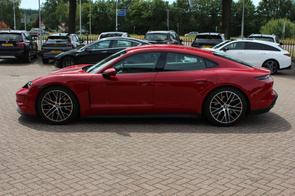 Porsche Taycan 79 kWh / SOH 92,4 % / 1e Eign. / Camera / Luchtvering / Sportchrono / 20'' / Leder / Comfortstoelen / CarPlay / Stoelverwarming / DAB / Cruise Control