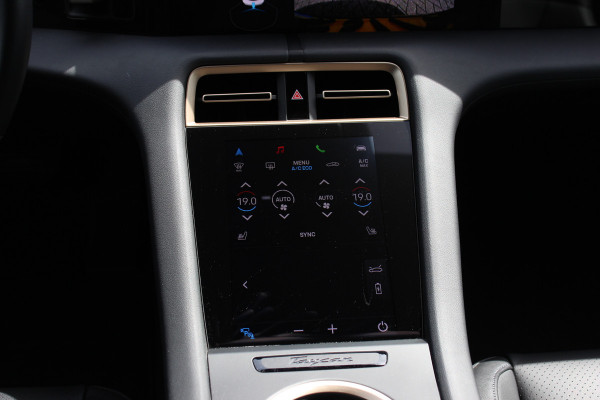 Porsche Taycan 79 kWh / SOH 92,4 % / 1e Eign. / Camera / Luchtvering / Sportchrono / 20'' / Leder / Comfortstoelen / CarPlay / Stoelverwarming / DAB / Cruise Control