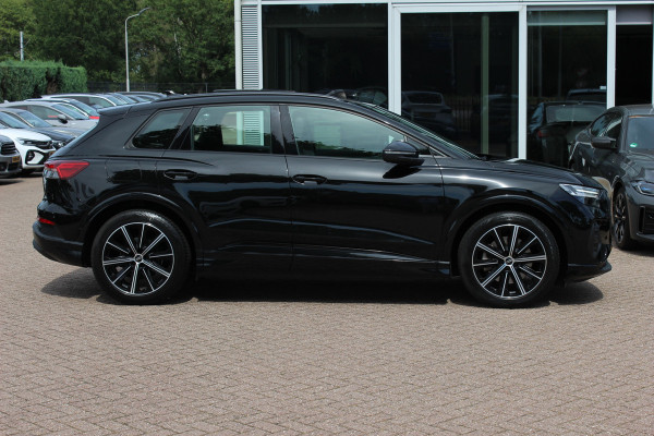 Audi Q4 e-tron 40 Launch edition Advanced Plus 77 kWh / SOH 92,9 % / Panoramadak / Camera / Warmtepomp / CarPlay / 20'' / Stoelverwarming / DAB / ACC