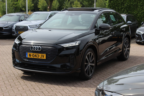Audi Q4 e-tron 40 Launch edition Advanced Plus 77 kWh / SOH 92,9 % / Panoramadak / Camera / Warmtepomp / CarPlay / 20'' / Stoelverwarming / DAB / ACC