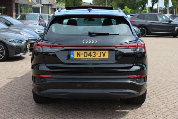 Audi Q4 e-tron 40 Launch edition Advanced Plus 77 kWh / SOH 92,9 % / Panoramadak / Camera / Warmtepomp / CarPlay / 20'' / Stoelverwarming / DAB / ACC