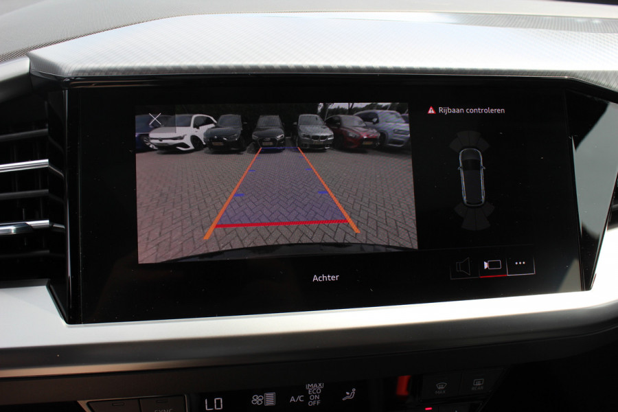 Audi Q4 e-tron 40 Launch edition Advanced Plus 77 kWh / SOH 92,9 % / Panoramadak / Camera / Warmtepomp / CarPlay / 20'' / Stoelverwarming / DAB / ACC