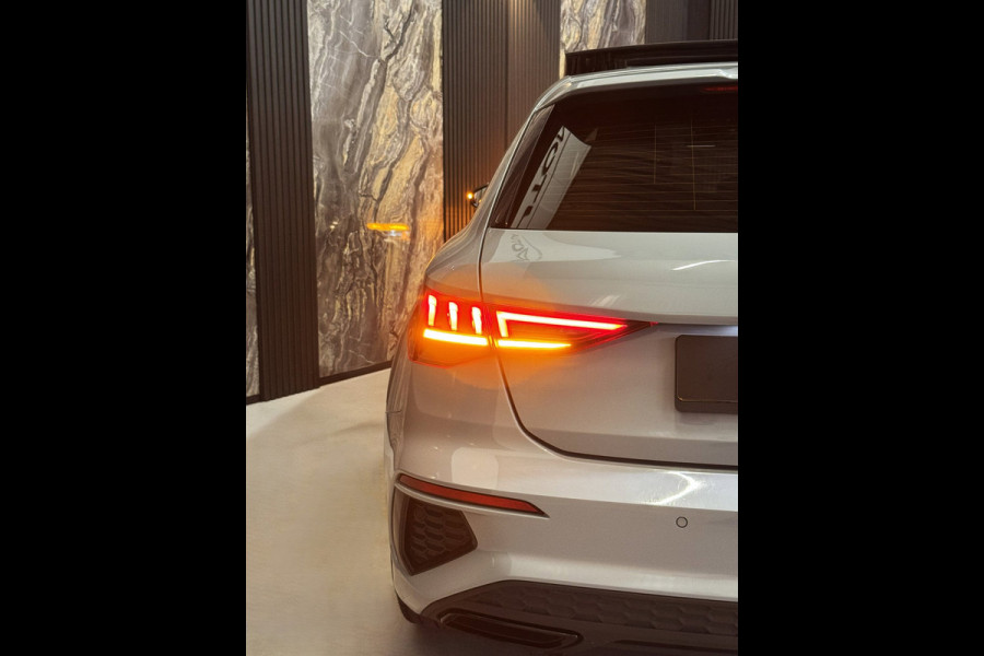 Audi A3 Sportback 35 TFSI 3x S-line Edition One|PANO|SFEER|MATRIX|B&O|BOMVOL