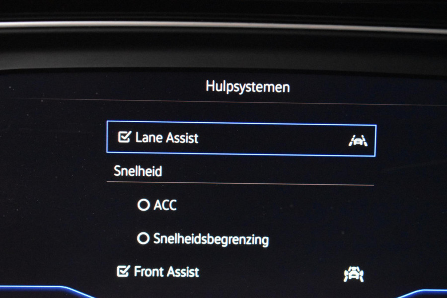Volkswagen Polo 1.0 TSI Highline IQ Led Keyles Virtual Camera ACC Lane Carplay