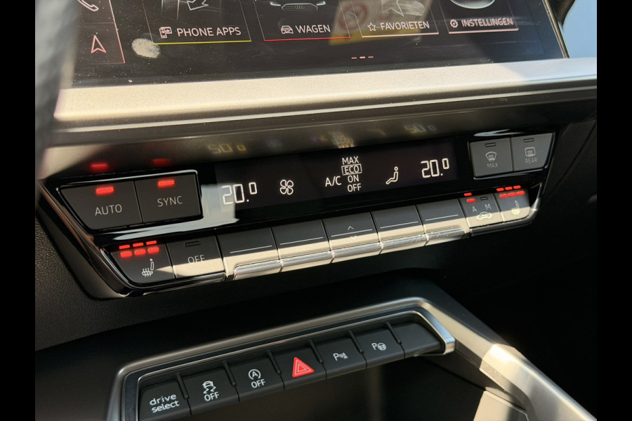 Audi A3 Limousine 35 TFSI S-Line S-tronic 19' OZ B&O HUD Sfeerverlichting