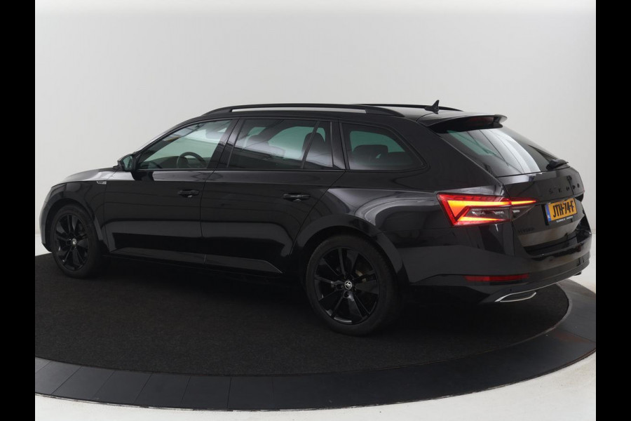 Škoda Superb 1.4 TSI iV Sportline | SOH 96,3% | Stoelverwarming | Alcantara | Adaptive cruise | Camera | Carplay | Matrix LED | Stuurverwarming | Virtual Cockpit | Navigatie | Parkeerhulp | Sportstoelen | Sfeerverlichting | PHEV | Plug In
