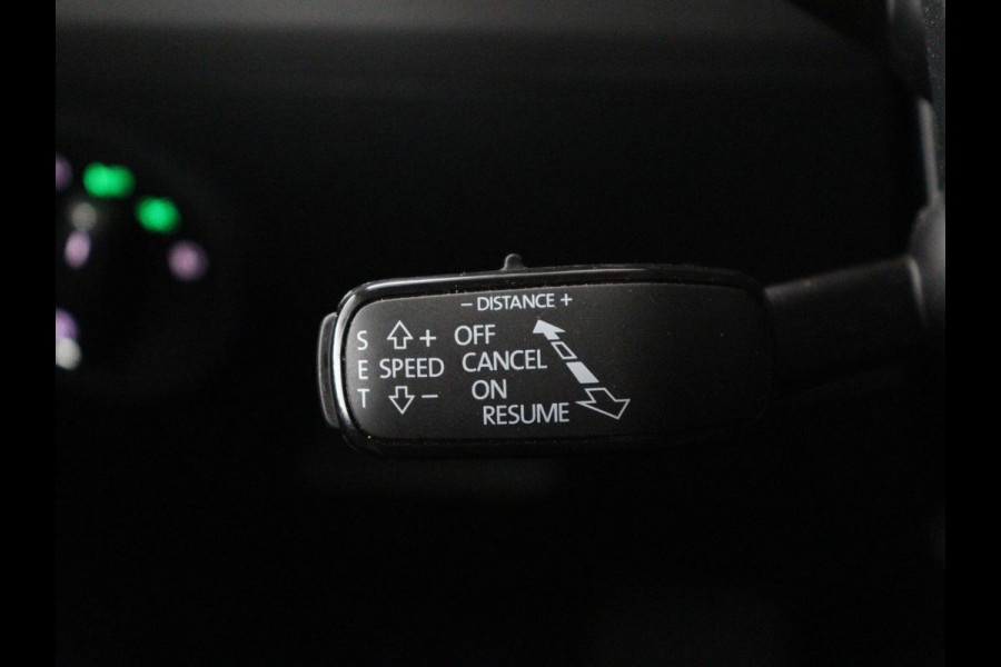 Škoda Superb 1.4 TSI iV Sportline | SOH 96,3% | Stoelverwarming | Alcantara | Adaptive cruise | Camera | Carplay | Matrix LED | Stuurverwarming | Virtual Cockpit | Navigatie | Parkeerhulp | Sportstoelen | Sfeerverlichting | PHEV | Plug In