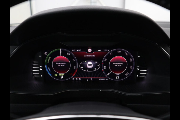 Škoda Superb 1.4 TSI iV Sportline | SOH 96,3% | Stoelverwarming | Alcantara | Adaptive cruise | Camera | Carplay | Matrix LED | Stuurverwarming | Virtual Cockpit | Navigatie | Parkeerhulp | Sportstoelen | Sfeerverlichting | PHEV | Plug In