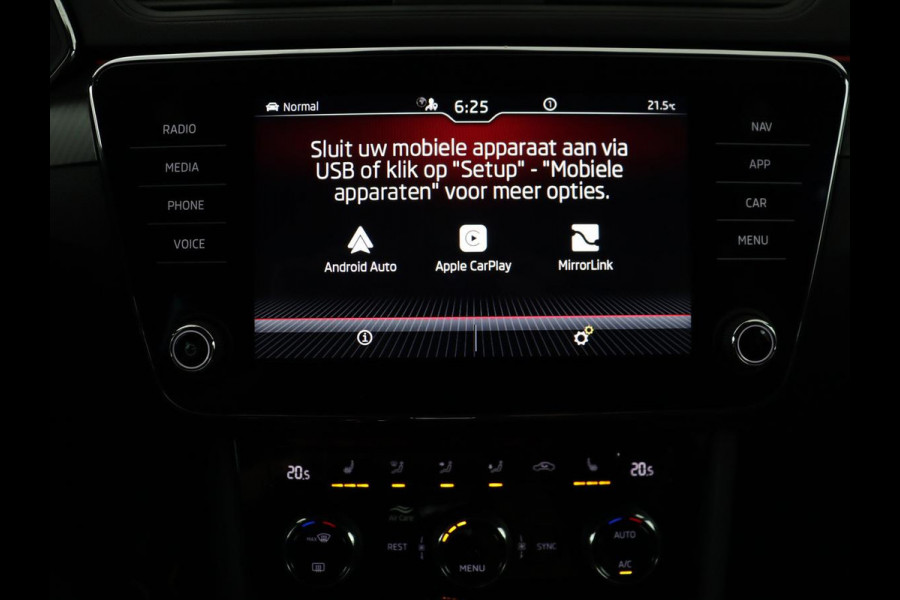Škoda Superb 1.4 TSI iV Sportline | SOH 96,3% | Stoelverwarming | Alcantara | Adaptive cruise | Camera | Carplay | Matrix LED | Stuurverwarming | Virtual Cockpit | Navigatie | Parkeerhulp | Sportstoelen | Sfeerverlichting | PHEV | Plug In