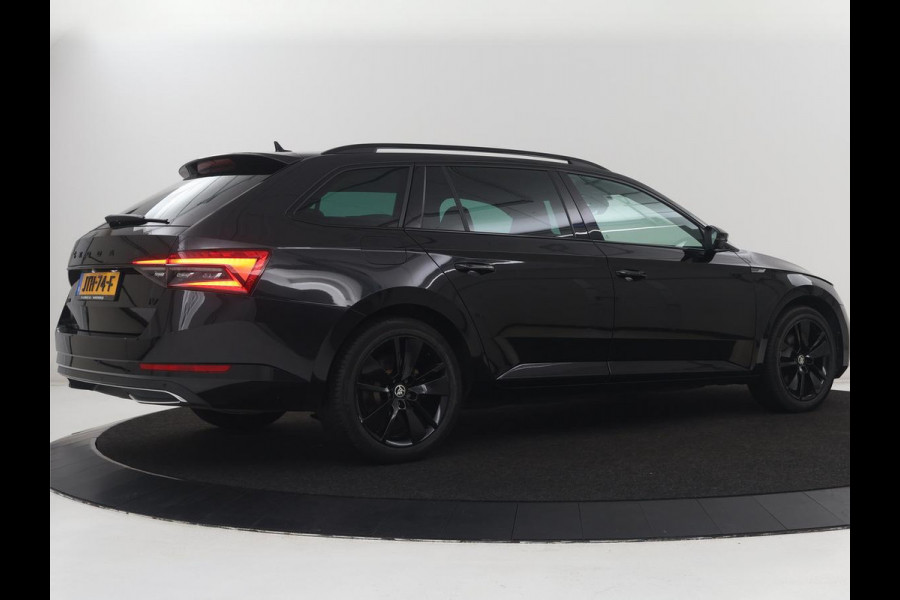 Škoda Superb 1.4 TSI iV Sportline | SOH 96,3% | Stoelverwarming | Alcantara | Adaptive cruise | Camera | Carplay | Matrix LED | Stuurverwarming | Virtual Cockpit | Navigatie | Parkeerhulp | Sportstoelen | Sfeerverlichting | PHEV | Plug In