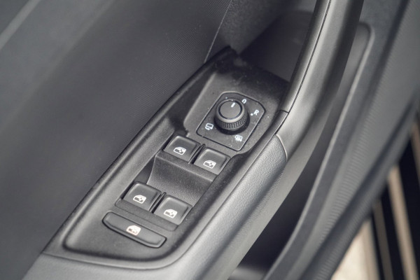 Audi A1 Sportback 30 TFSI Pro Line / Navi / Camera / Side Assist / Adaptieve Cruise / Stoelverw. / Climate
