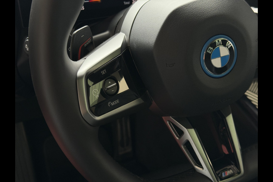 BMW X3 30e 300PK XDRIVE M SPORT / HARMAN KARDON / 360.CAM / INNOVATION / PANO SCHUIFDAK / HARMAN KARDON / 360.CAM / INNOVATION / BROOKLYNGRAU METALLIC