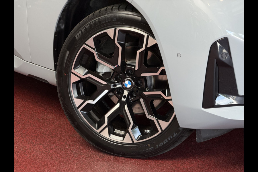 BMW X3 30e 300PK XDRIVE M SPORT / HARMAN KARDON / 360.CAM / INNOVATION / PANO SCHUIFDAK / HARMAN KARDON / 360.CAM / INNOVATION / BROOKLYNGRAU METALLIC