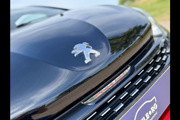 Peugeot 208 1.6 e-THP GTi UNIEK | Liefhebbersauto | Lage KM-Stand | Nieuwstaat | Apple Carplay/Android Auto | Stoelvw | Camera