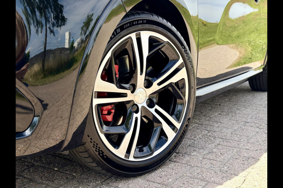 Peugeot 208 1.6 e-THP GTi UNIEK | Liefhebbersauto | Lage KM-Stand | Nieuwstaat | Apple Carplay/Android Auto | Stoelvw | Camera