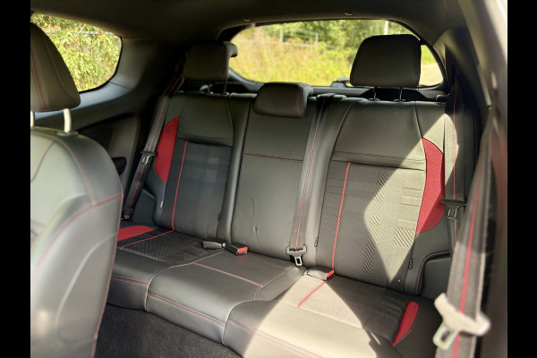 Peugeot 208 1.6 e-THP GTi UNIEK | Liefhebbersauto | Lage KM-Stand | Nieuwstaat | Apple Carplay/Android Auto | Stoelvw | Camera