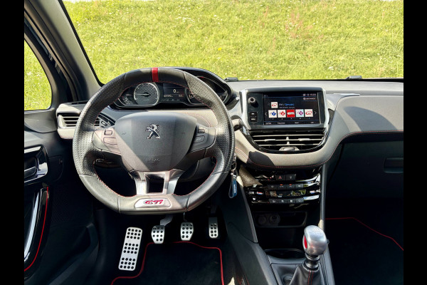 Peugeot 208 1.6 e-THP GTi UNIEK | Liefhebbersauto | Lage KM-Stand | Nieuwstaat | Apple Carplay/Android Auto | Stoelvw | Camera