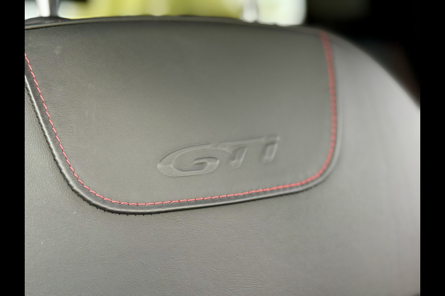 Peugeot 208 1.6 e-THP GTi UNIEK | Liefhebbersauto | Lage KM-Stand | Nieuwstaat | Apple Carplay/Android Auto | Stoelvw | Camera