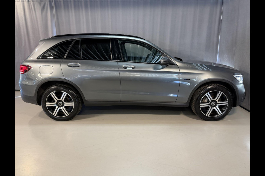 Mercedes-Benz GLC 300e 4MATIC 19"/Leder + memory l+r/Matrix LED/Dodehoek/Adaptieve cruise/360 camera/Stoelverwarming