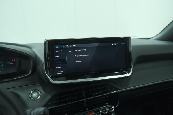 Peugeot e-2008 EV Allure Avantage 54 kWh | 11 KW Lader | Apple Carplay | Parkeersensoren