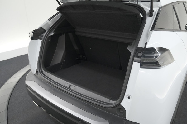 Peugeot 2008 Hybrid 145 Allure | Apple Carplay | Climate Control | Parkeersensoren Voor + Achter