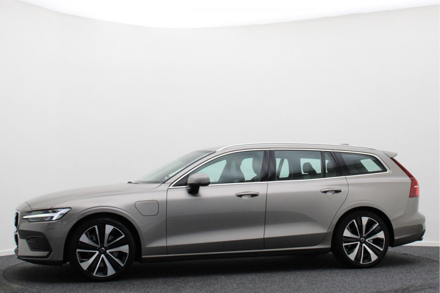 Volvo V60 2.0 T6 Twin Engine AWD Momentum Pro SOH 89%, Climate, Cruise, Navigatie, Apple Carplay, LED, Trekhaak, 19''
