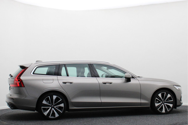 Volvo V60 2.0 T6 Twin Engine AWD Momentum Pro SOH 89%, Climate, Cruise, Navigatie, Apple Carplay, LED, Trekhaak, 19''