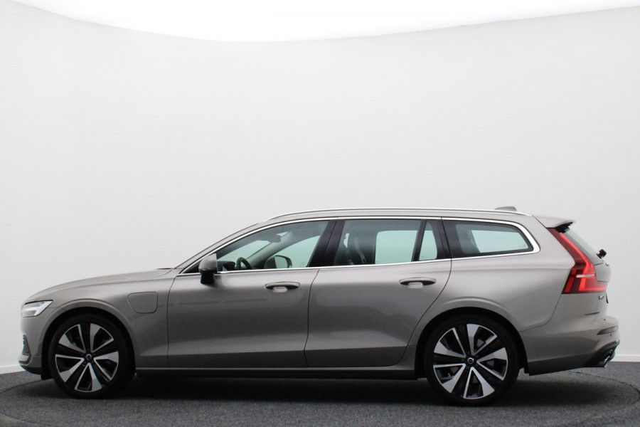 Volvo V60 2.0 T6 Twin Engine AWD Momentum Pro SOH 89%, Climate, Cruise, Navigatie, Apple Carplay, LED, Trekhaak, 19''