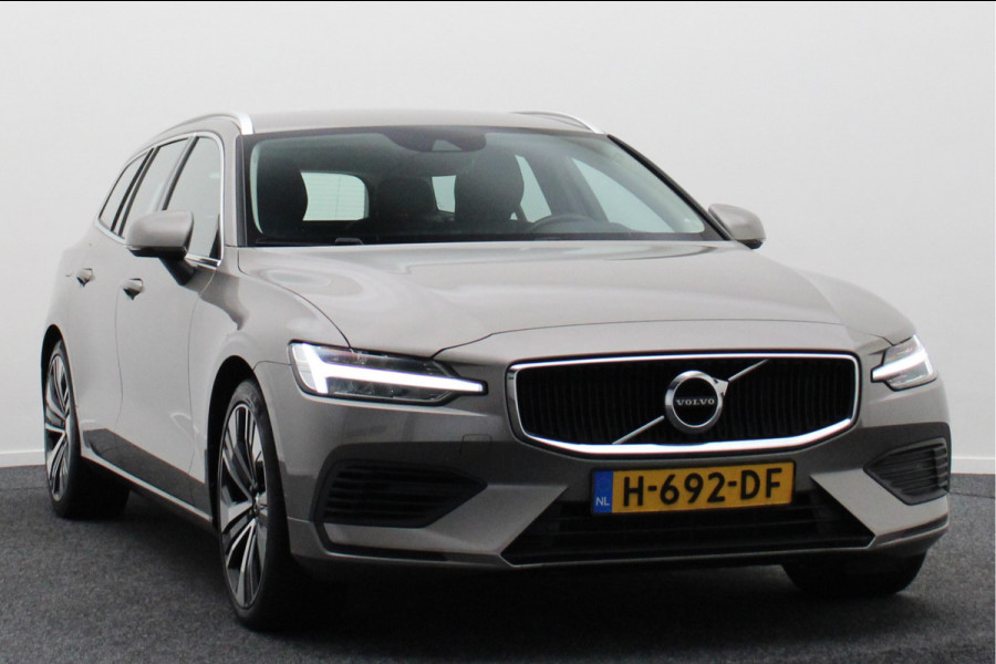 Volvo V60 2.0 T6 Twin Engine AWD Momentum Pro SOH 89%, Climate, Cruise, Navigatie, Apple Carplay, LED, Trekhaak, 19''