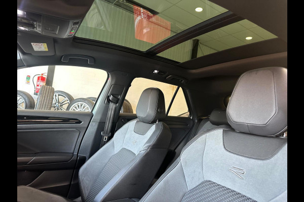 Volkswagen T-ROC 2.0 TSI 4Motion R PANO AKROPOVIC 1 JAAR AUTOTRUST GARANTIE GELDIG HELE EUROPA LANDEN