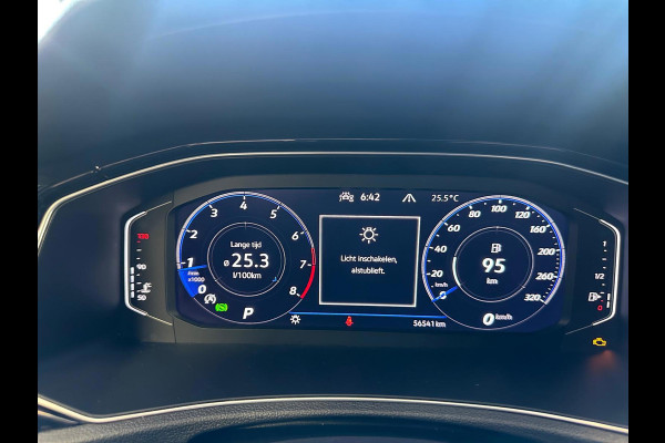 Volkswagen T-ROC 2.0 TSI 4Motion R PANO AKROPOVIC 1 JAAR AUTOTRUST GARANTIE GELDIG HELE EUROPA LANDEN