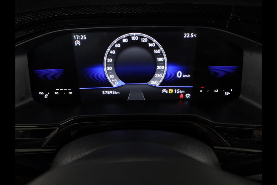 Volkswagen Polo 1.0 TSI Go |Navigatie via App| Parkeersensoren achter | Adaptieve cruise control | LED koplampen | 15"LM Velgen