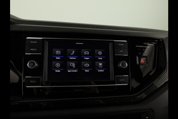 Volkswagen Polo 1.0 TSI Go |Navigatie via App| Parkeersensoren achter | Adaptieve cruise control | LED koplampen | 15"LM Velgen