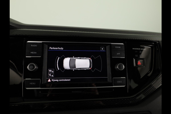 Volkswagen Polo 1.0 TSI Go |Navigatie via App| Parkeersensoren achter | Adaptieve cruise control | LED koplampen | 15"LM Velgen
