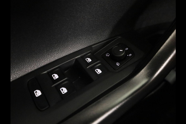 Volkswagen Polo 1.0 TSI Go |Navigatie via App| Parkeersensoren achter | Adaptieve cruise control | LED koplampen | 15"LM Velgen