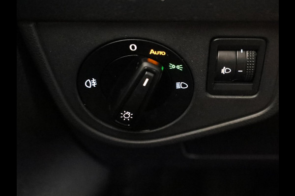 Volkswagen Polo 1.0 TSI Go |Navigatie via App| Parkeersensoren achter | Adaptieve cruise control | LED koplampen | 15"LM Velgen