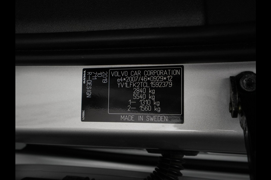 Volvo XC90 2.0 B5 AWD Inscription R-Design Intro Edition [7-Pers.] Aut. *PANO | LEATHER-ALCANTARA | FULL-LED | MEMORY-PACK | BOWERS&WILKINS | BLINDSPOT | KEYLESS | DIGI-COCKPIT | NAVI-FULLMAP | PRIVACYGLASS | HEATED-SPORTSEATS | TOWBAR | 20''ALU*