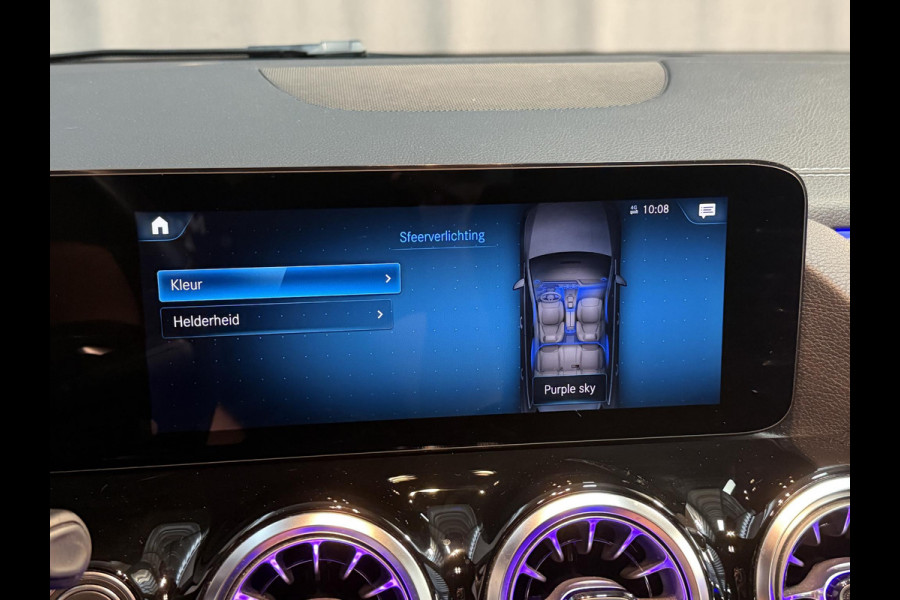 Mercedes-Benz B-Klasse 250 e AMG Line 18''/Dodehoek/Camera/Keyless/Sfeerverlichting/DAB/PDC v+a/Stoelverwarming/Apple Carplay & Android Auto