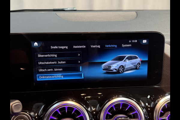 Mercedes-Benz B-Klasse 250 e AMG Line 18''/Dodehoek/Camera/Keyless/Sfeerverlichting/DAB/PDC v+a/Stoelverwarming/Apple Carplay & Android Auto