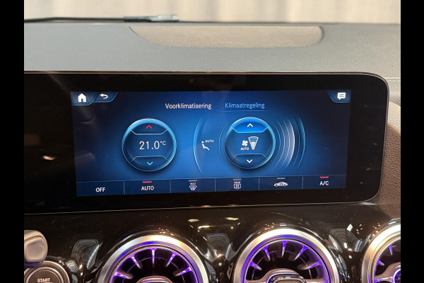 Mercedes-Benz B-Klasse 250 e AMG Line 18''/Dodehoek/Camera/Keyless/Sfeerverlichting/DAB/PDC v+a/Stoelverwarming/Apple Carplay & Android Auto