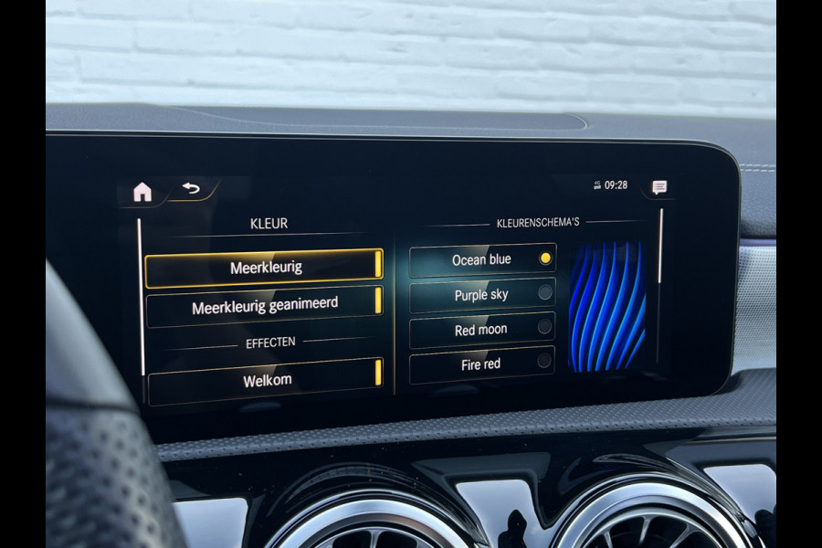 Mercedes-Benz CLA-Klasse Shooting Brake 200 Edition AMG-Line | Pano | Camera | Multibeam | Night Pakket