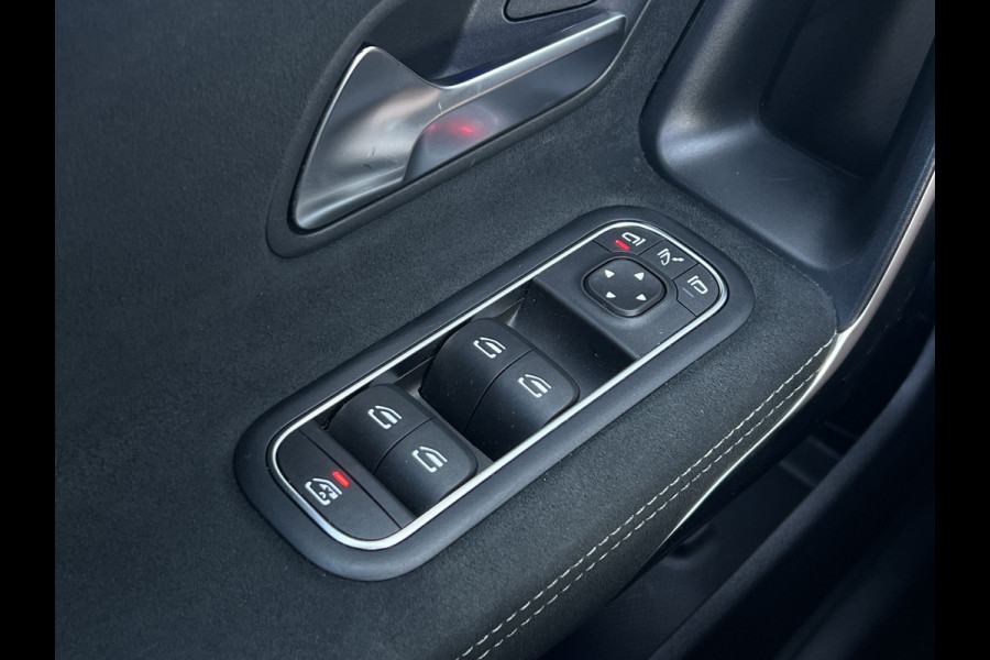 Mercedes-Benz CLA-Klasse Shooting Brake 200 Edition AMG-Line | Pano | Camera | Multibeam | Night Pakket