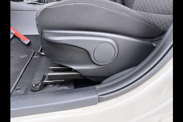 Kia Picanto 1.0 DPI DynamicLine - Achteruitrijcamera - Cruise control - AppleCarplay/Android Auto - Fabrieksgarantie Tot 2032