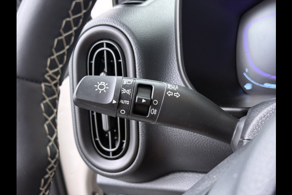 Kia Picanto 1.0 DPI DynamicLine - Achteruitrijcamera - Cruise control - AppleCarplay/Android Auto - Fabrieksgarantie Tot 2032