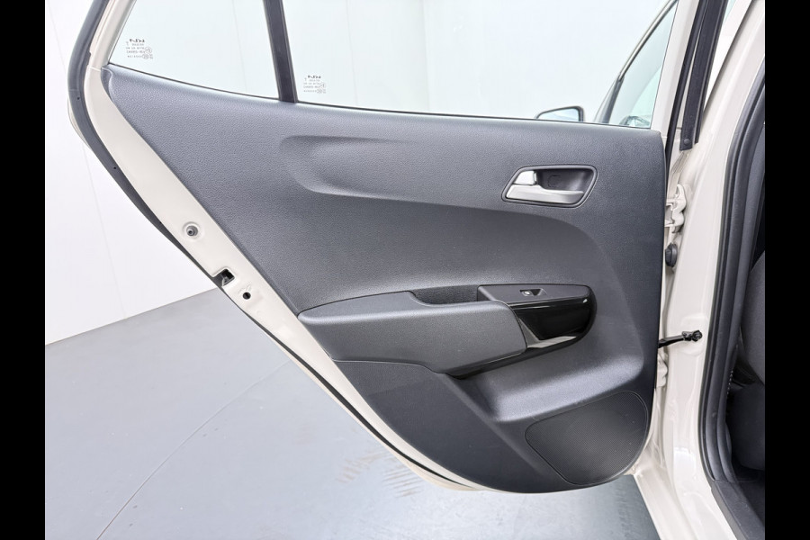 Kia Picanto 1.0 DPI DynamicLine - Achteruitrijcamera - Cruise control - AppleCarplay/Android Auto - Fabrieksgarantie Tot 2032